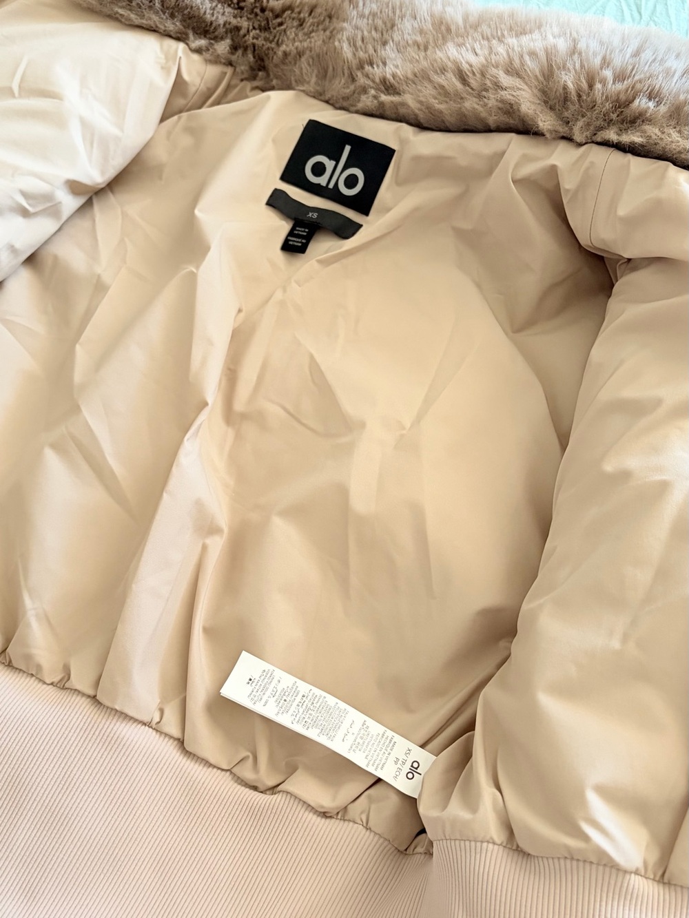 ALO Yoga Faux Fur Jacket - Picture 5 of 8